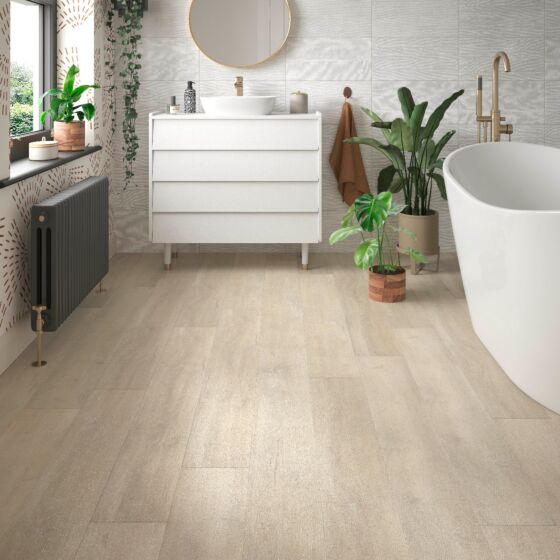 Verona ClickLux Limed Oak 177.8mm x 1219.2mm Flooring (2.17m² Per Box)